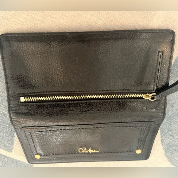 Cole Haan Black Leather Card Wallet with Gold Detail - Picture 4 of 6